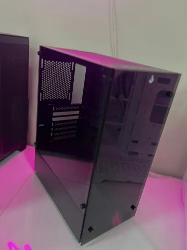 Gabinete Gamer Rise Mode Glass 06x   Mid tower, ATX, Lateral em vidro   Seminovo LOJA 