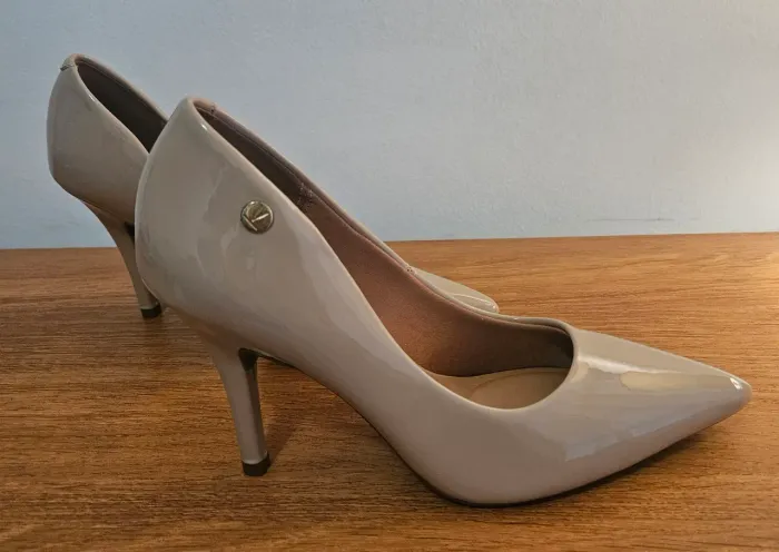 Scarpin verniz novo