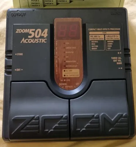 Pedaleira processador Multiefeitos Zoom 504 <br>Pedaleira para violão- Multiefeitos Zoom 504