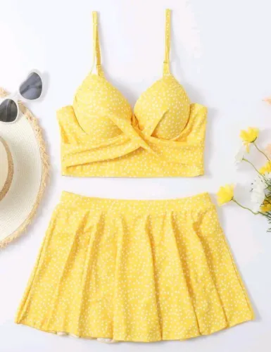 Conjunto de Praia Amarelo com Bolinhas