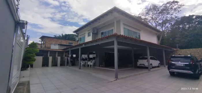 //Mansão na Ponta Negra com 6 Qrts sendo 4 suítes