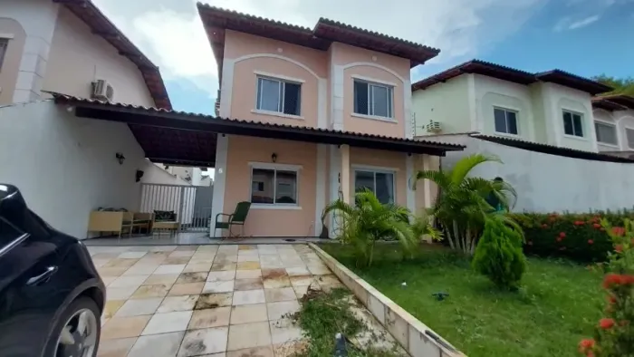 VENDE-SE CASA EM CONDOMÍNIO VILLAGE JARDINS