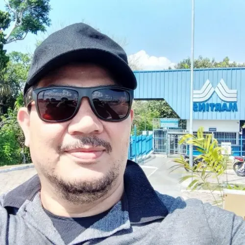 Engenheiro mecânico e engenheiro de segurança do trabalho 