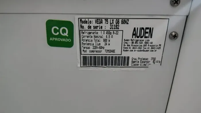expositora auden modelo Vega 75 LX G6 220