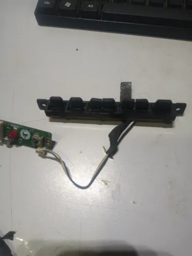 Placa sensor do cr e teclado tv sansumg Ln40b530p2m