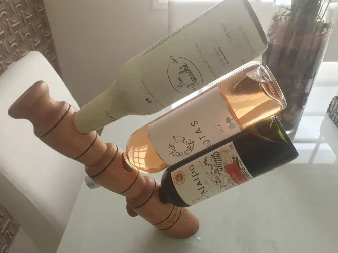 Suporte para colocar vinhos