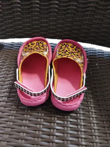 Sandália Infantil Melissa - Estilo e Conforto Tamanho 28