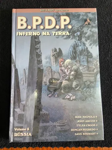 HQ B.P.D.P. Inferno na Terra Volume 3: Russia. Mike Mignola. Ed. Mythos