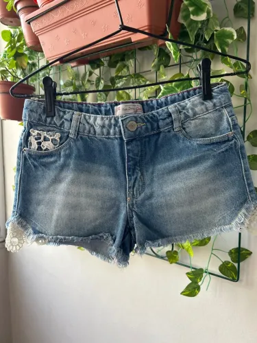 Short jeans, amarelo e rosa Renner tam 12 R$ 25,00 cada