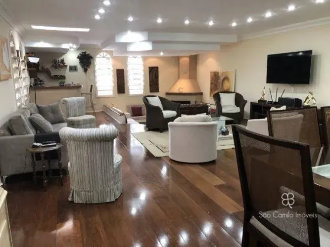Chácara com 4 dormitórios à venda, 9199 m² por R$ 2.500.000,00 - Granja Viana - Cotia/SP