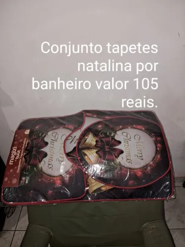Conjunto de tapetes natalinos banheiro