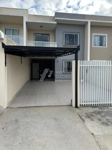 Sobrados à Venda em Costeira, Araucária por R$780.000