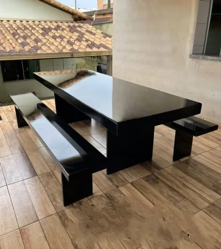"Mesas Residencial de Ardósia - Elegância e Durabilidade para Sua Casa".