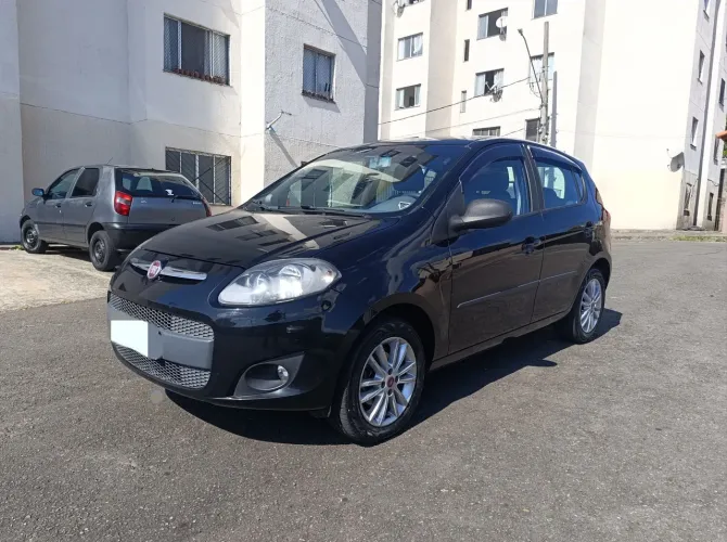 Palio Essence 1.6 completo 