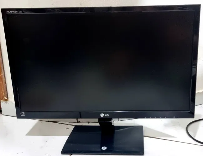 Monitor 24? E2360V-PN ? Full HD ? 75Hz ? Detalhe na Tela