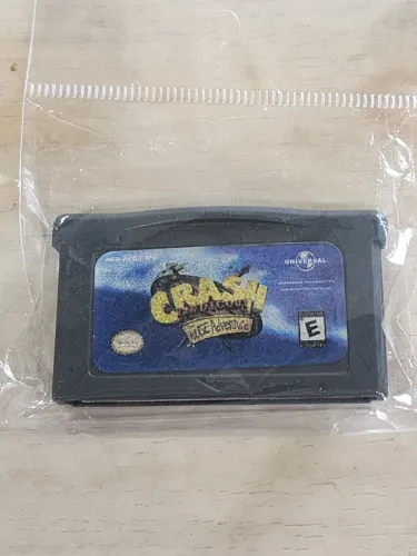 Crash the huge adventure de game boy advance 