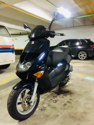 Aprilia Leonardo 1999