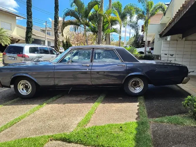 FORD LANDAU V8 302 canadense Hidramático 1976