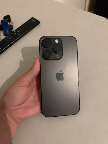 ? iPhone 14 Pro Preto (Space Black) - Conservado | Acompanha Capas e Cabo