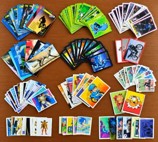 Lote de Figurinha Antiga e Card dos Anos 90 e 2000 Bem Conservado (Maioria Nunca Colada)