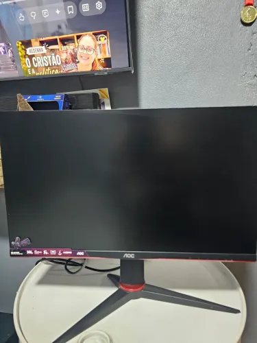 Monito gamer AOC 24 polegadas IPS 