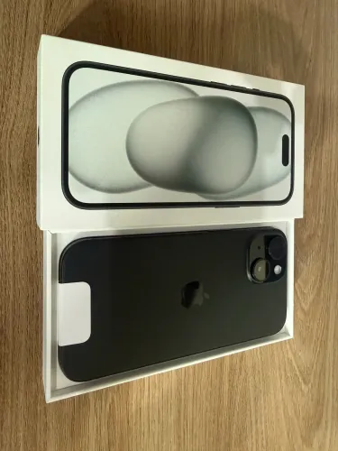 iPhone 15 256GB