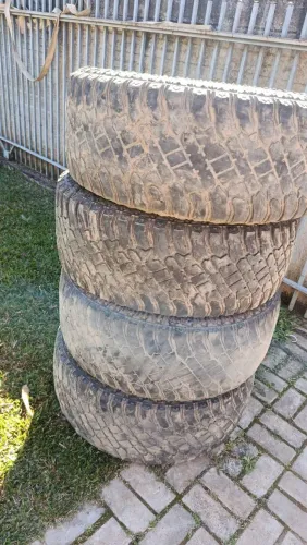 Pneu aro 20