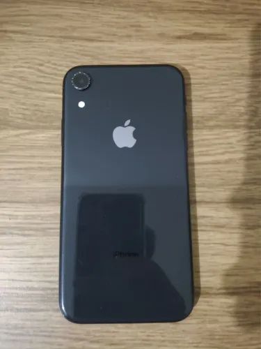 iPhone XR 128 GB - 74 % saúde impecável