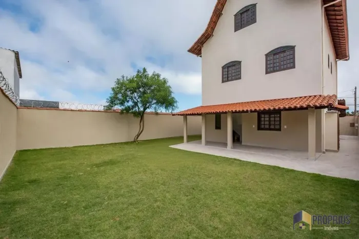 Casa à venda no Jardim Canadá, Nova Lima Linda casa à venda no Jardim Canadá, em Nova Lima