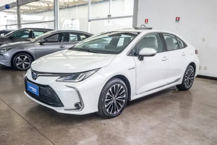 Toyota Corolla Altis Prem. Hybrid 1.8 Flex AUT 2024