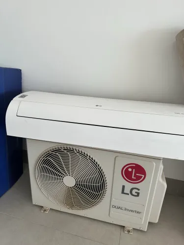 Vendo ar condicionado LG split 18.000 btus