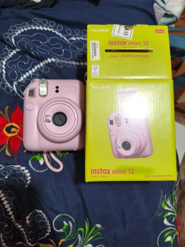 Câmera instax mini 12