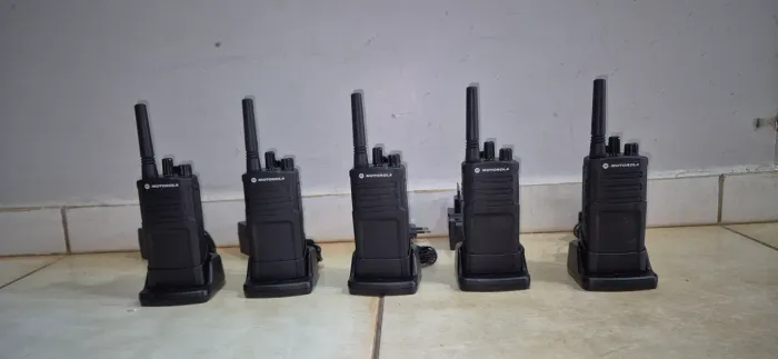 Lote de Rádio Motorola Modelo RVA50UL
