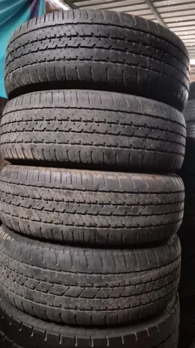 Jogo de pneus 215/65/16 Bridgestone