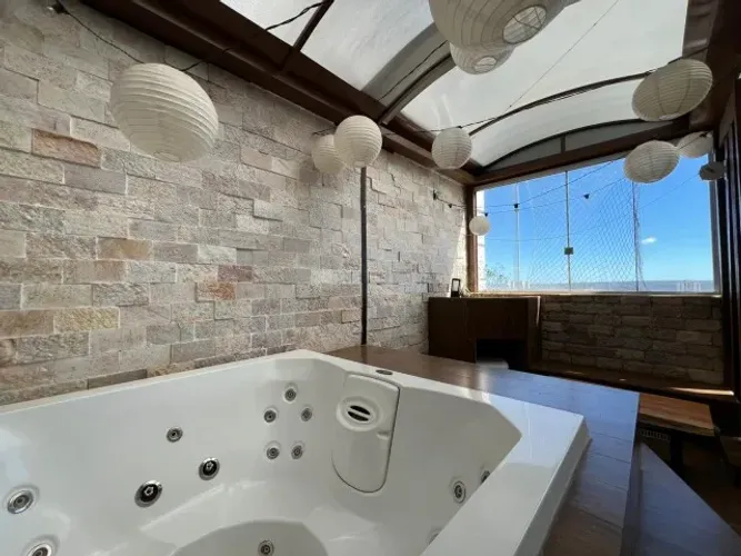 Vendo excelente cobertura com jacuzzi em Taguatinga