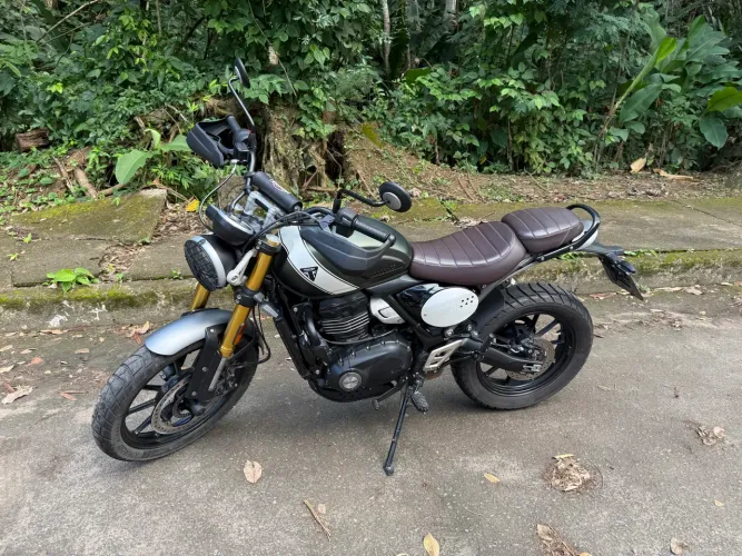 Triumph Scrambler 400X 2024/2025 - Verde - 12.300 km - R$ 30.990