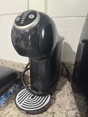 Cafeteira Nescafé Dolce Gusto Genio S Plus