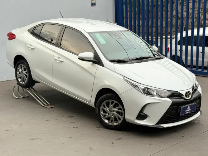 Toyota Yaris XS Sedan 1.5 Flex 16V 4P Aut. 2024