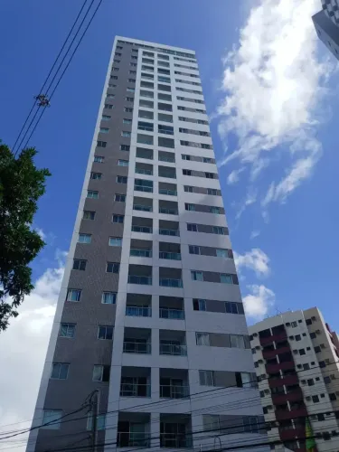 Imóvel para aluguel possui 60 metros quadrados com 3 quartos em Prado - Recife - PE