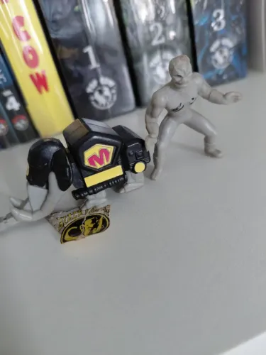 Power ranger mastodonte tombola