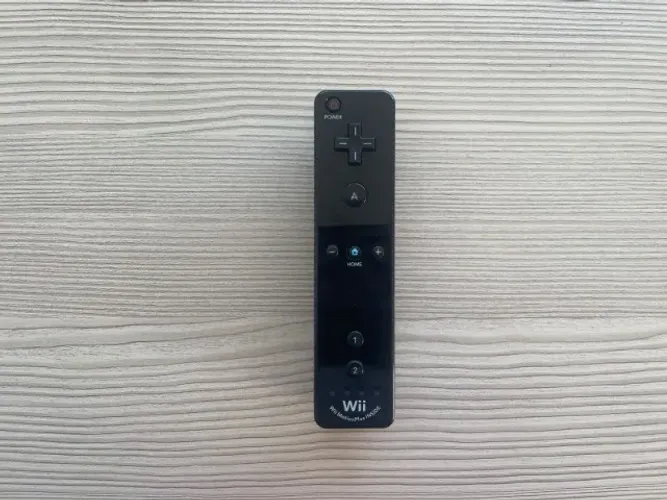Wii Remote Plus Original para Nintendo Wii - Leia