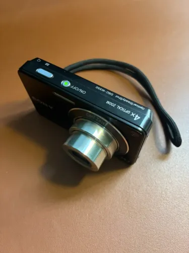 Camera Sony Cybershot - Preta - DSC-W350