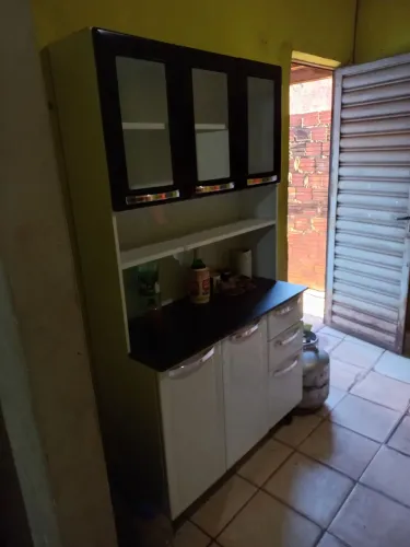 Vendo armário de aço itatiaia 6 meses de uso