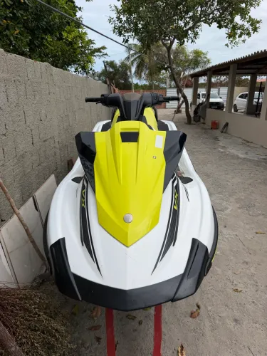 JET-SKI YAMAHA VX 1500 CILINDRADAS