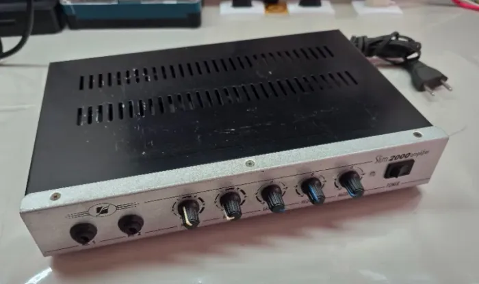 Amplificador Frahm slim 2000