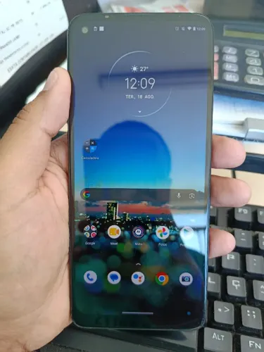 Moto G9 Power (conservado)