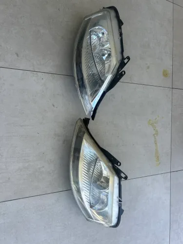 Par de Farol C3 Original