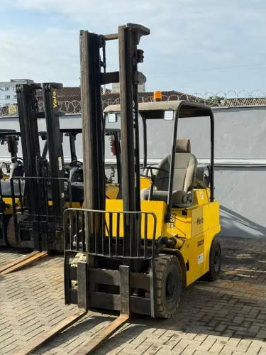 Empilhadeira GLP Yale G83P