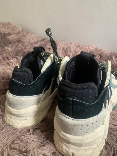 Tênis adidas unissex