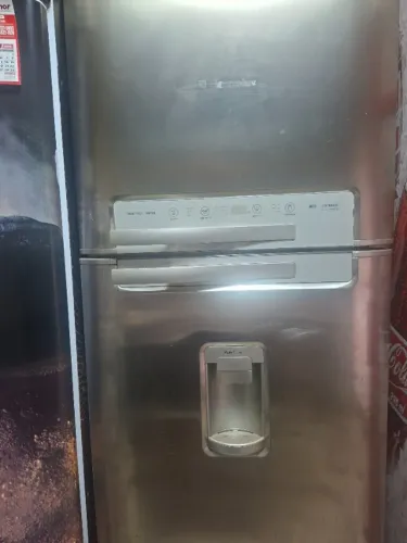 Geladeira eletrolux DW50X INOX